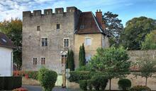 Montagney,_château_Terrier_de_Santans